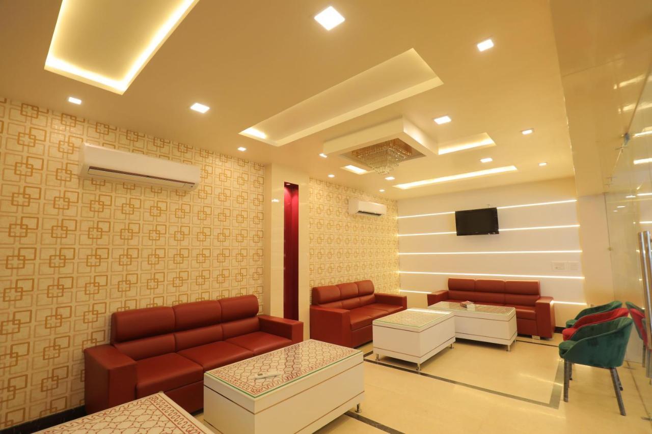 Hotel Sahib'S Red Carpet - Family & Corporate Hotel Chain Agra  Exterior foto
